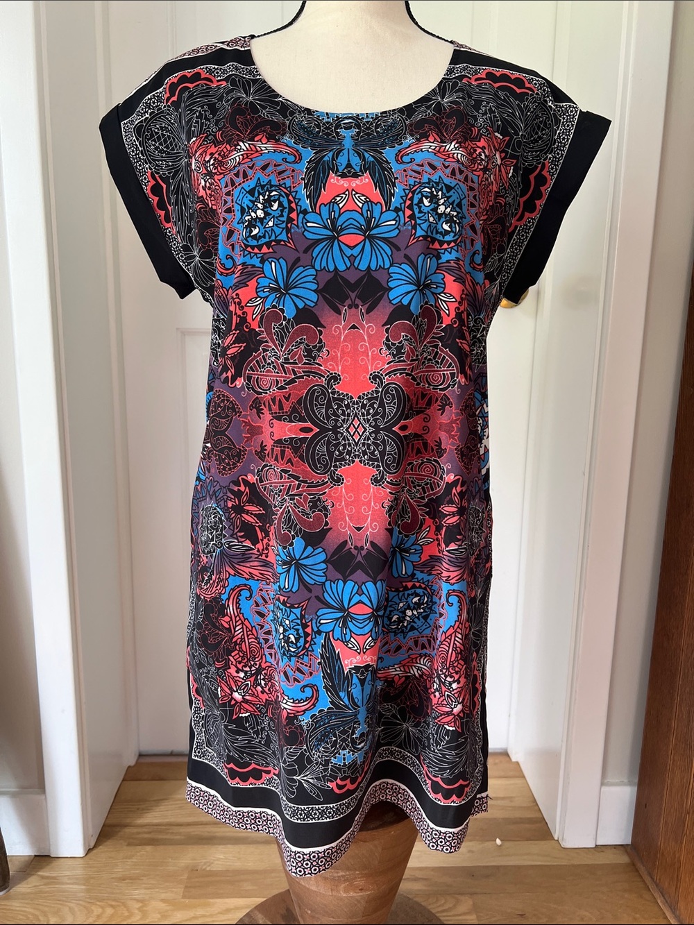Forever 21 Black Boho Print Shift Dress, Blue/Coral Floral Design, Size S